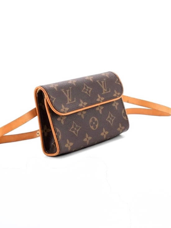 Louis Vuitton Handbags - Authentic Louis Vuitton Florentine belt bag